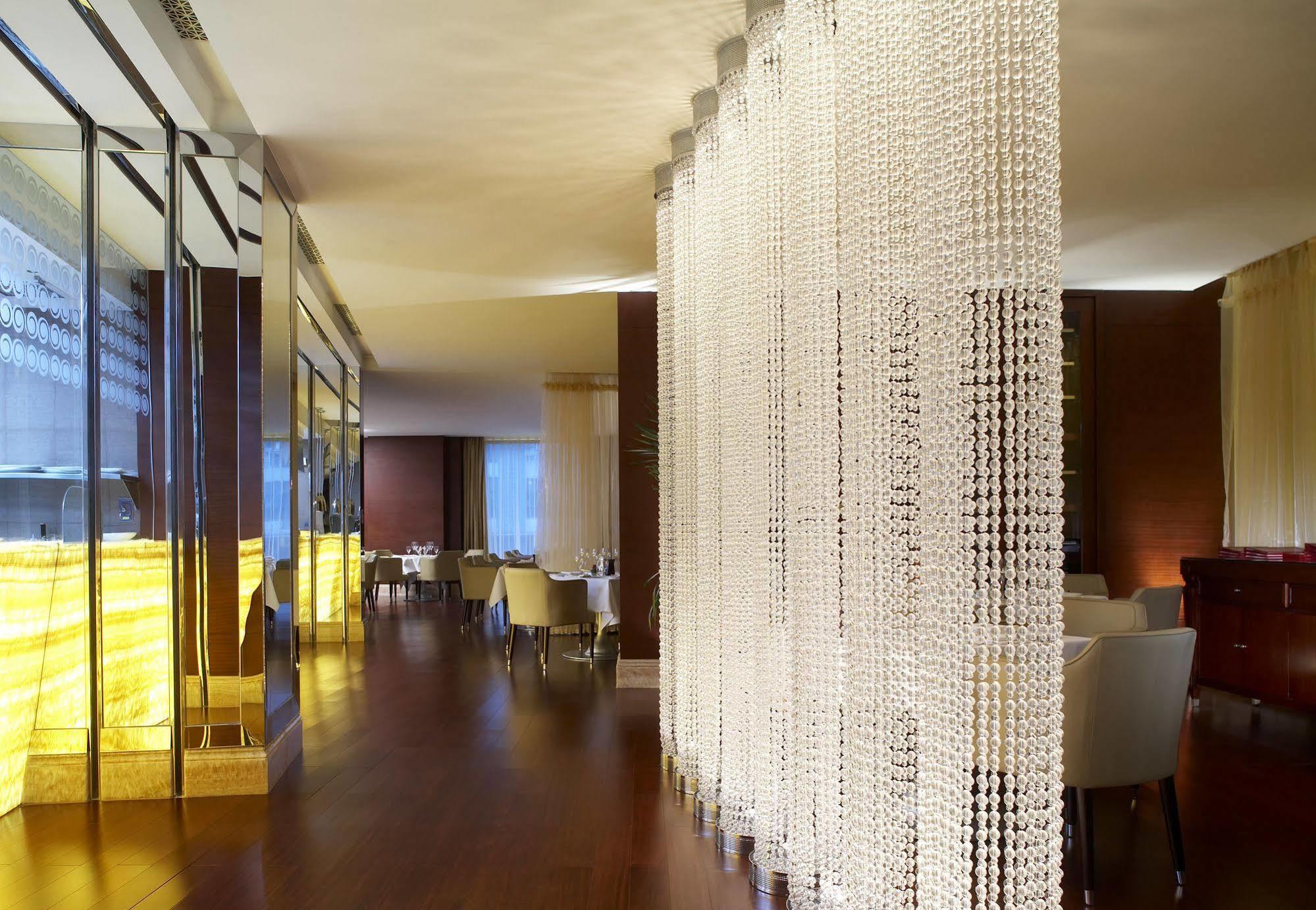 The Ritz-Carlton Beijing Hotel Екстериор снимка